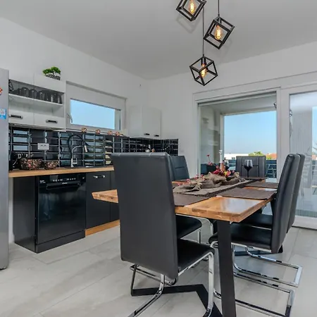 Luxury With A Swimming Pool - Torovi - - Pedinka, - 23512 Villa Vir