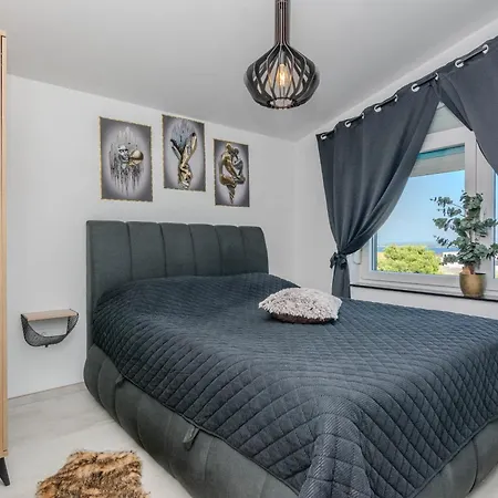 Luxury With A Swimming Pool - Torovi - - Pedinka, - 23512 Villa *
