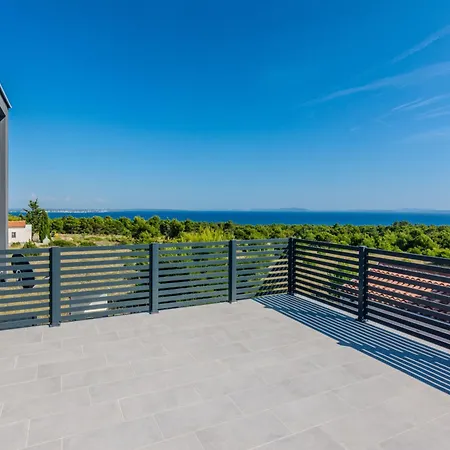 Villa Luxury With A Swimming Pool - Torovi - - Pedinka, - 23512 Vir